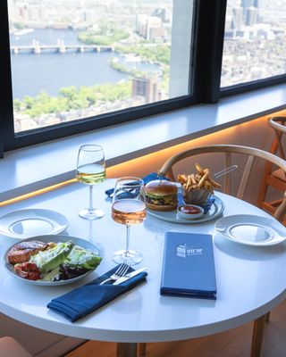 The Beacon Bistro by null
