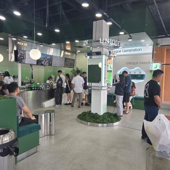 UG Tea - trendy and minimal interior - Bubble Tea Near Me - Rowland Heights, California UG Tea - trendy and minimal interior - Bubble Tea Near Me - Rowland Heights, California