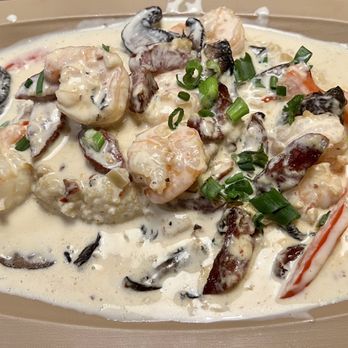 Redbud Kitchen - Shrimp and Grits - American Near Me - Knoxville, Tennessee