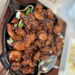 Joy Yee - Evanston - Orange Chicken / 陳皮雞