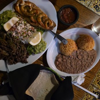 El Tarasco Mexican Restaurant - Combination w/ Steak, Ceviche, Shrimp, Fish and Rice and Beans - Mexican Near Me - Visalia, California