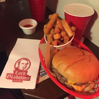 The Lord Gladstone Hotel by null