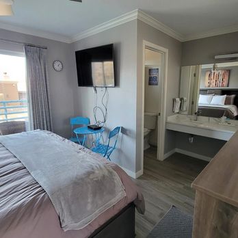 JT's On The Keys - Motel Room - Hotels Near Me - Parker, Arizona