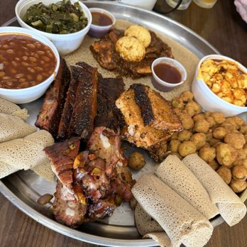 Smoke'N Ash BBQ - Platter - Barbeque Near Me - Arlington, Texas