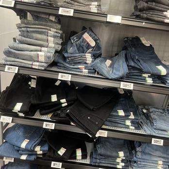 Walmart Supercenter - Department Stores Near Me - Santa Clarita, California Walmart Supercenter - Department Stores Near Me - Santa Clarita, California