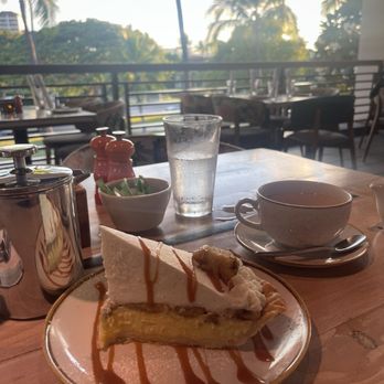 Monkeypod Kitchen - Banana Cream Pie - Hawaiian Near Me - Kapolei, Hawaii