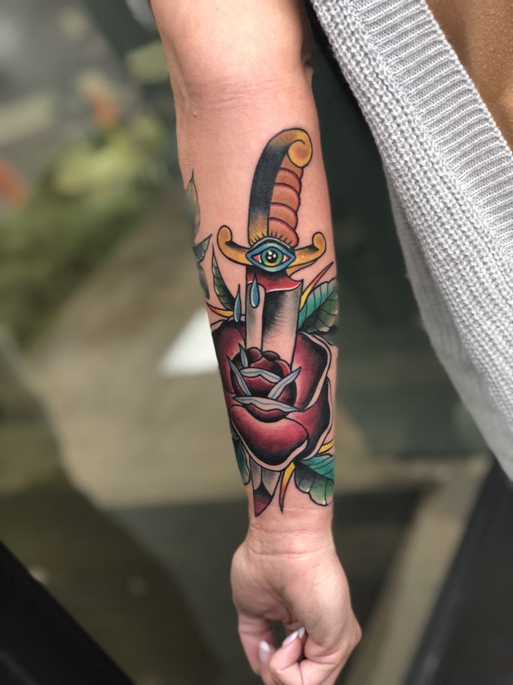 Tattooed in the wild studio Logo