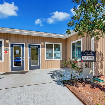 MAJESTIC OAKS - Updated December 2025 - 5800 SW 20th Ave