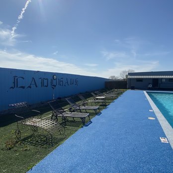 Ladyhawk QTX - Pool seating. - Swimming Pools Near Me - Quinlan, Texas Ladyhawk QTX - Pool seating. - Swimming Pools Near Me - Quinlan, Texas