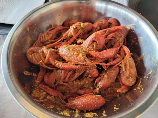 Crawfish & Noodles The Heights by null