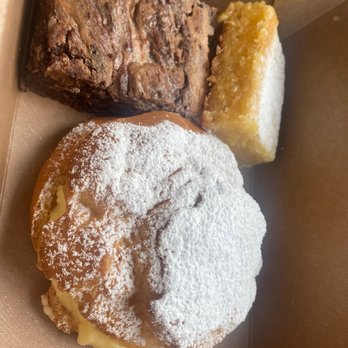 Catering By Scott - brownie, lemon bar, giant cream puff - Delis Near Me - Columbus, Ohio