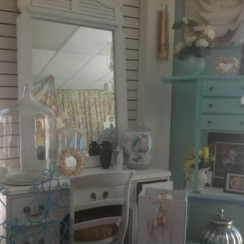 Coastal Cottage Consignment - Antiques Near Me - Milford, Connecticut Coastal Cottage Consignment - Antiques Near Me - Milford, Connecticut