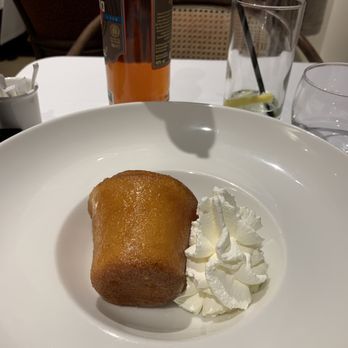 Le Sud - Dessert: rum baba - French Near Me - Lyon, 69 Le Sud - Dessert: rum baba - French Near Me - Lyon, 69