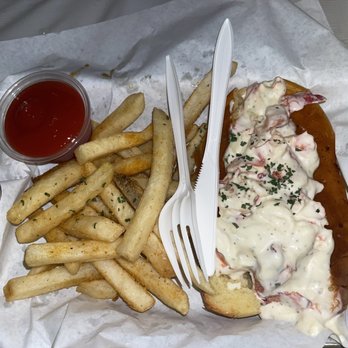 Sea Holic - England Lobster Roll - Seafood Near Me - Houston, Texas Sea Holic - England Lobster Roll - Seafood Near Me - Houston, Texas