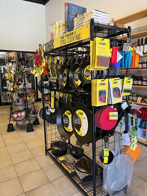 Cast Iron Co. by null