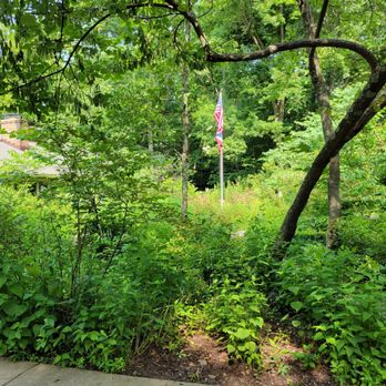 Hogback Ridge Preserve - Garden by nature center - Parks Near Me - Sunbury, Ohio