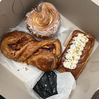 Amelia's -Stutz - Cinnamon roll croissant, cannoli croissant, cocoa brownie, capocollo twist - Bakeries Near Me - Indianapolis, Indiana Amelia's -Stutz - Cinnamon roll croissant, cannoli croissant, cocoa brownie, capocollo twist - Bakeries Near Me - Indianapolis, Indiana