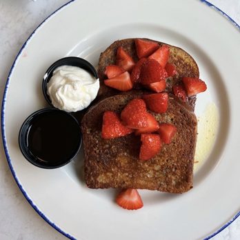 Simeon's On The Commons - Brioche French Toast @ Simeon's on the Commons - New American Near Me - Ithaca, New York Simeon's On The Commons - Brioche French Toast @ Simeon's on the Commons - New American Near Me - Ithaca, New York