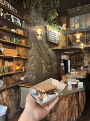 Toasted S’mores Bar by null