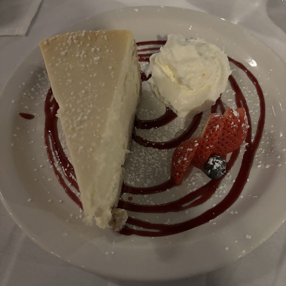 Il Toscano Seafood & Steak - Italian Cheesecake - Tuscan Near Me - Commack, New York Il Toscano Seafood & Steak - Italian Cheesecake - Tuscan Near Me - Commack, New York
