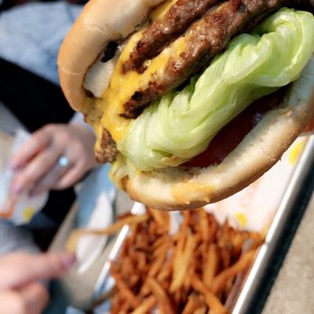 Caliburger - Thank you for grilled onions! - Burgers Near Me - Lynnwood, Washington