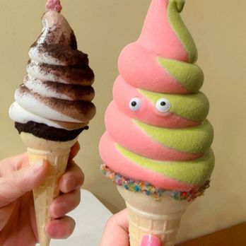 Creamus - Desserts Near Me - Leesburg, Virginia