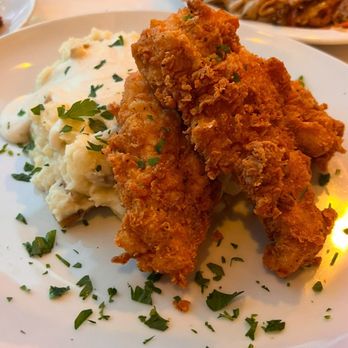 AMARITH FARMHOUSE RESTAURANT & PIE SHOPPE - Updated March 2025 - 768