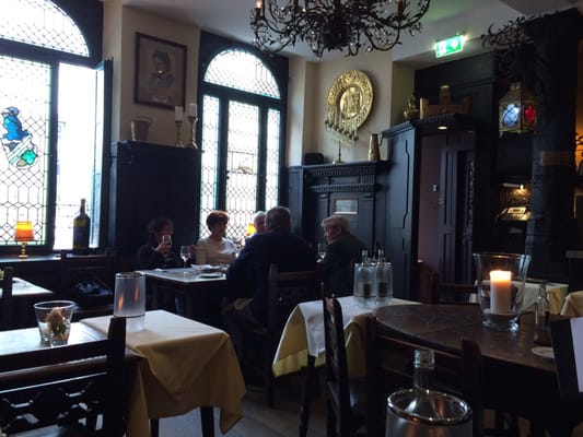 Weinhaus Tante Anna by null