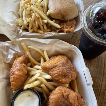 Squatchsami - Fish & Chips Near Me - Lincoln City, Oregon