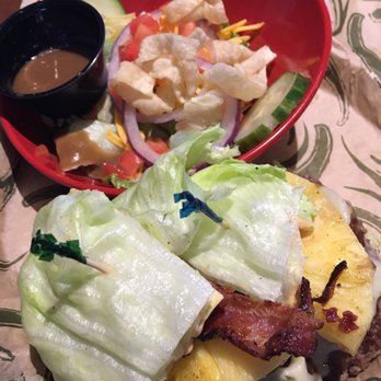 Hops n Drops - Jalapeño burger lettuce wrapped with side salad - American Near Me - Happy Valley, Oregon