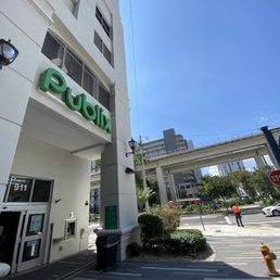 Exterior photo of Publix - Miami, Florida Exterior photo of Publix - Miami, Florida