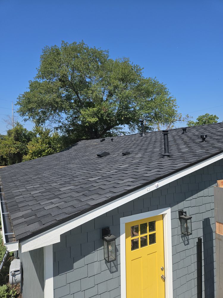 Slide of Gilbs Concrete & Roof