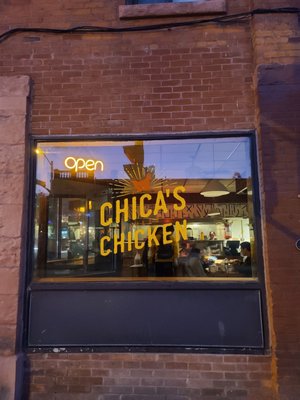 Chica's Chicken by null