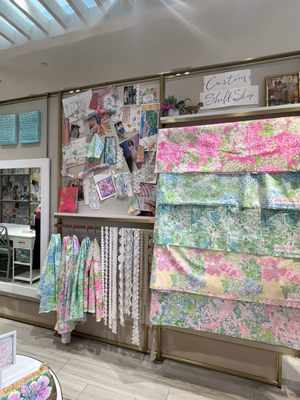 Lilly Pulitzer by null