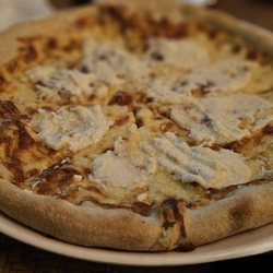 Aplaya - 4 cheese pizza