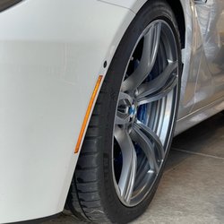 Royalty Auto Spa - Clean M6-GC wheels and calipers