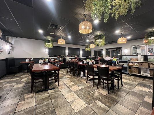 Pho Chau by null