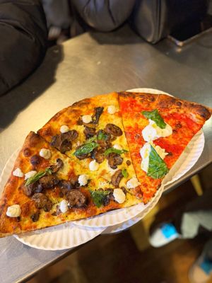 L’industrie Pizzeria West Village by null