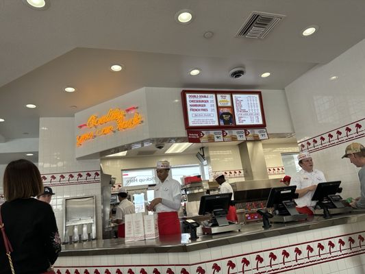 In-N-Out Burger by null