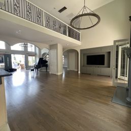 They cleared this huge house! They cleared this huge house!