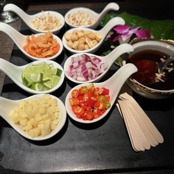 Noi Thai Cuisine - Thai Near Me - Seattle, Washington Noi Thai Cuisine - Thai Near Me - Seattle, Washington