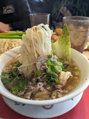 New Phnom Penh Restaurant by null