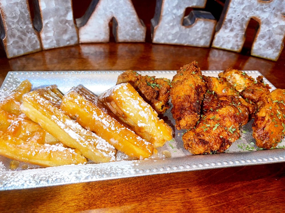 THE MIXER LOUNGE TEMP. CLOSED Updated September 2024 82 Photos