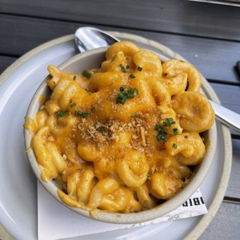 Yardbird Table & Bar - Mac & Cheese - Southern Near Me - Miami Beach, Florida