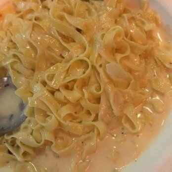 Renato's - Fettuccine Alfredo Pasta - Pizza Near Me - Westminster, California