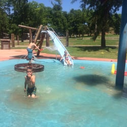 Backwoods Bison RV Park - The only campground at Fort Cobb Lake with a splash pool. Kids and adults alike can enjoy cooling down on a hot summer's day in Oklahoma!