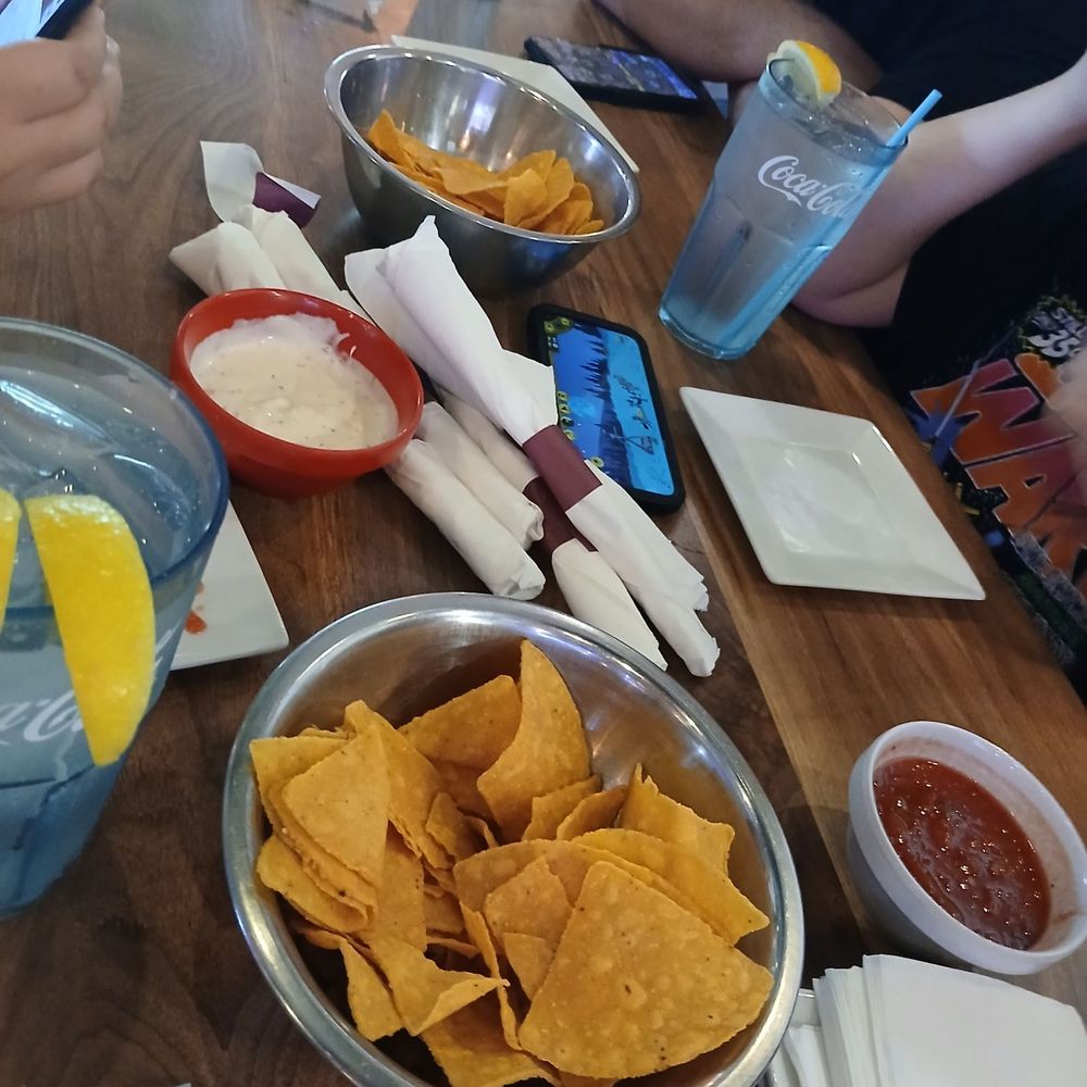 Chips and salsas Chips and salsas