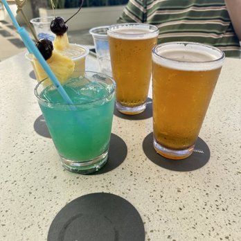 The Beach Bar - Bars Near Me - Honolulu, Hawaii The Beach Bar - Bars Near Me - Honolulu, Hawaii