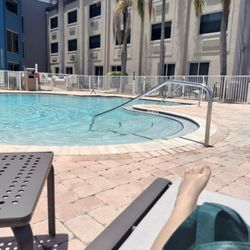 Holiday Inn Express Clearwater East - Icot Center - Pool