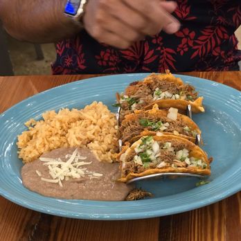Hale Street Cantina - Beef tacos - Mexican Near Me - Wheaton, Illinois Hale Street Cantina - Beef tacos - Mexican Near Me - Wheaton, Illinois